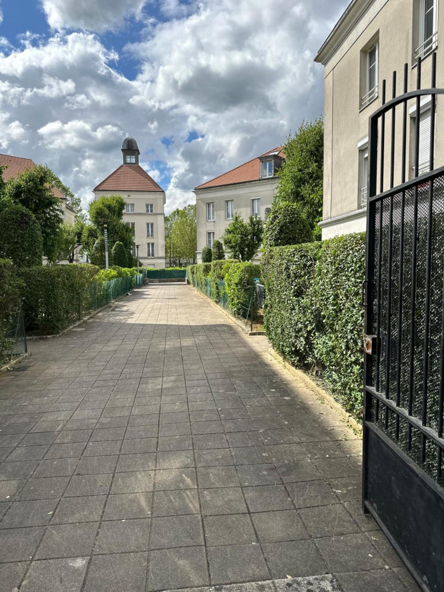 6Personne,10Mn De Disney,30Mn De Paris,Parking Bussy-Saint-Georges Exteriör bild